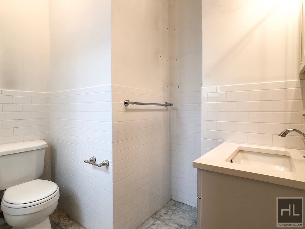 West 72 Street - Photo 4