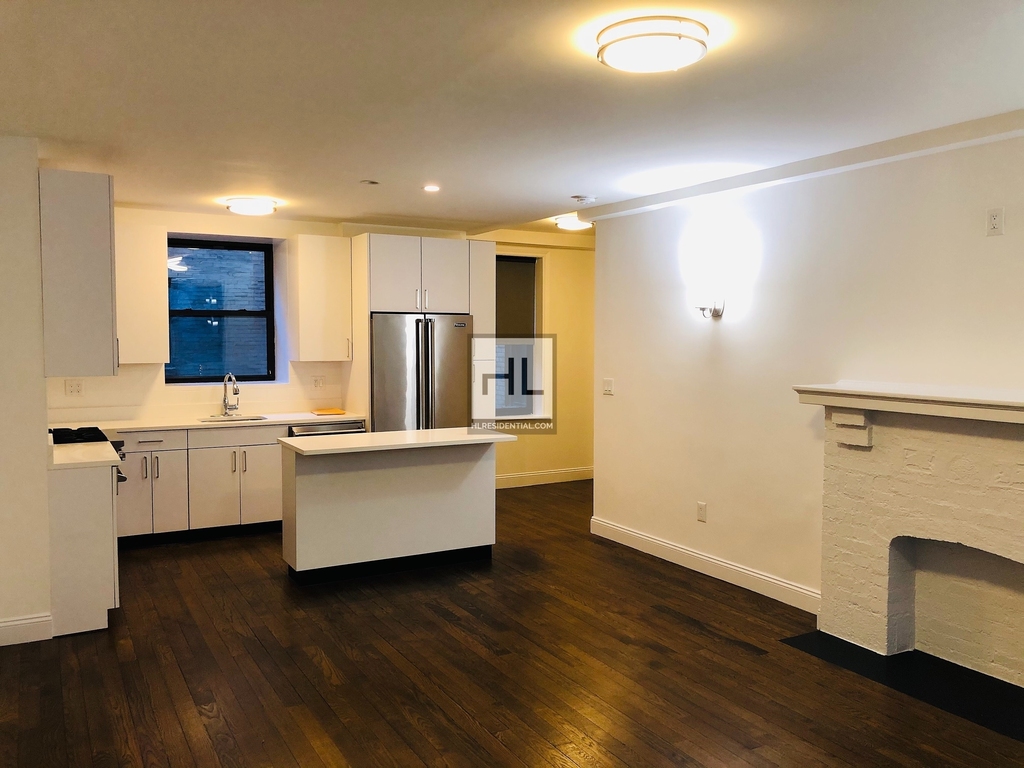 West 55 Street - Photo 4