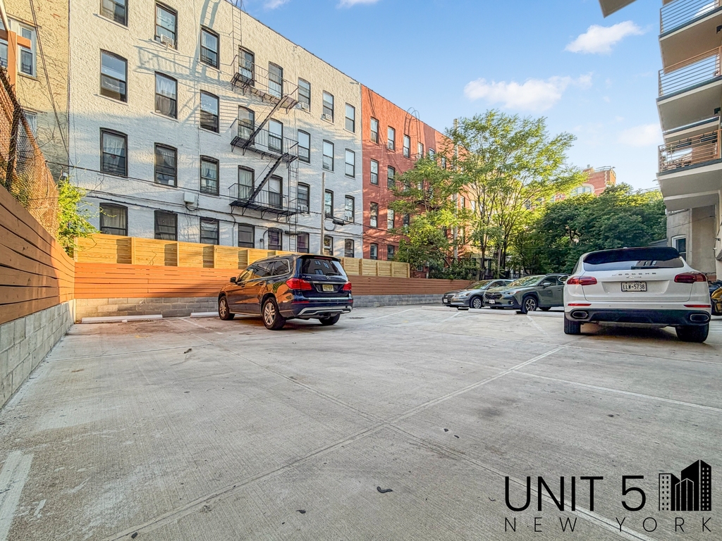 1312 Lincoln Place - Photo 16