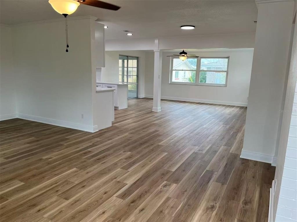 11093 54th Avenue N - Photo 5