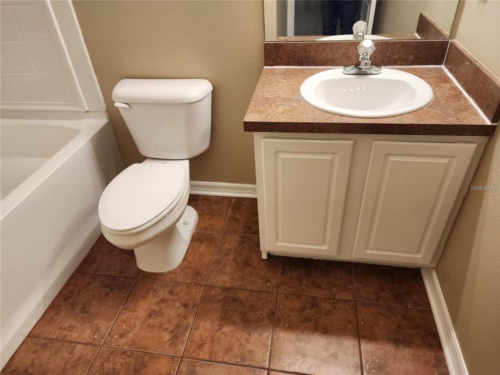 15924 Fishhawk Creek Lane - Photo 19