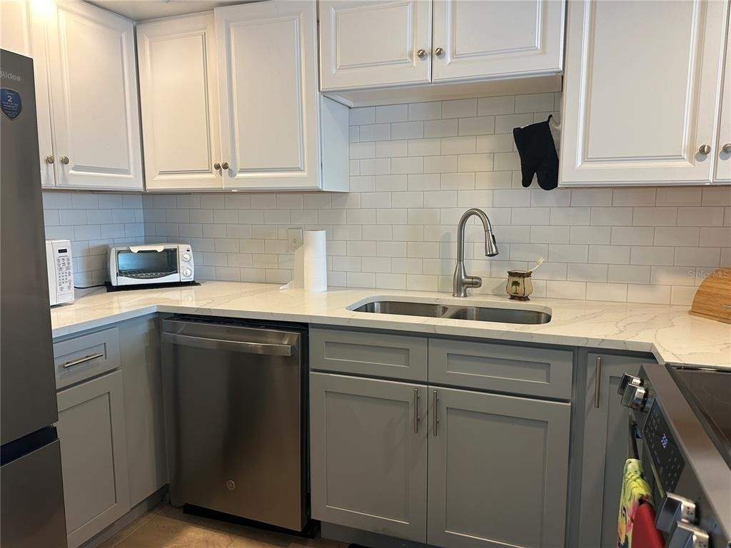 6161 Gulf Winds Drive - Photo 38