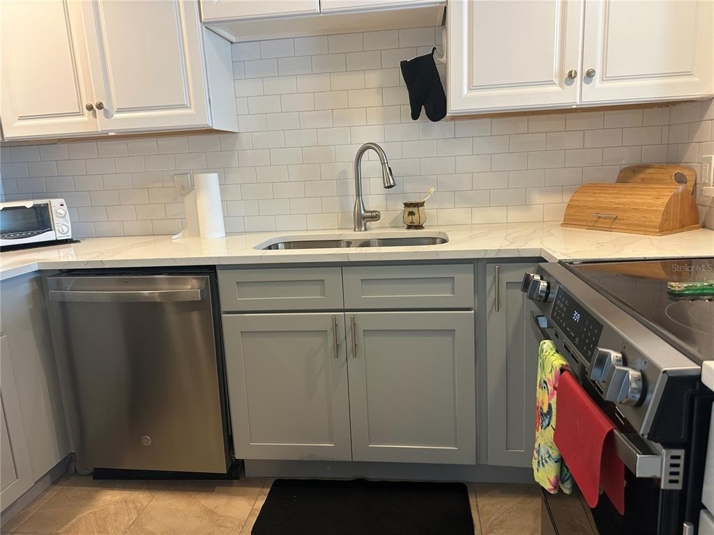 6161 Gulf Winds Drive - Photo 39