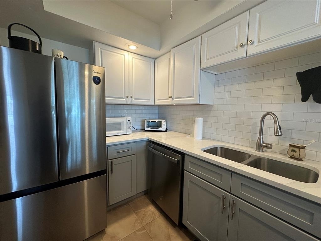 6161 Gulf Winds Drive - Photo 34