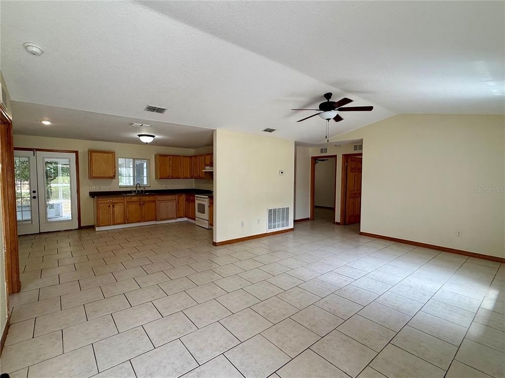 41 Pine Circle - Photo 1