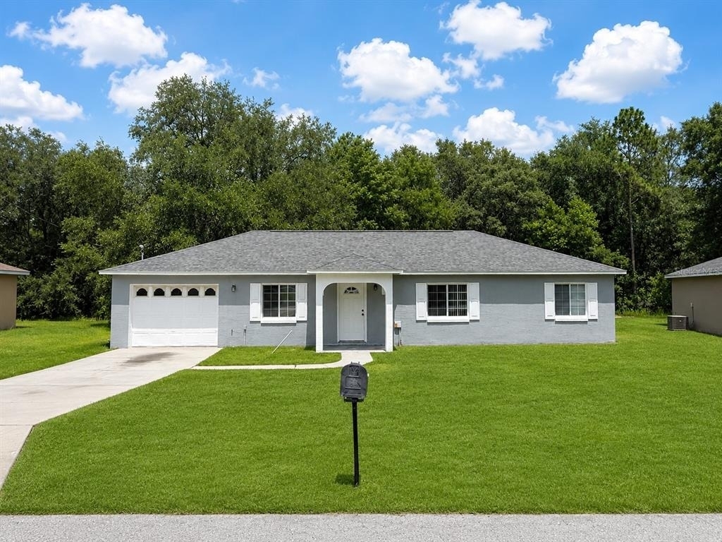 41 Pine Circle - Photo 0