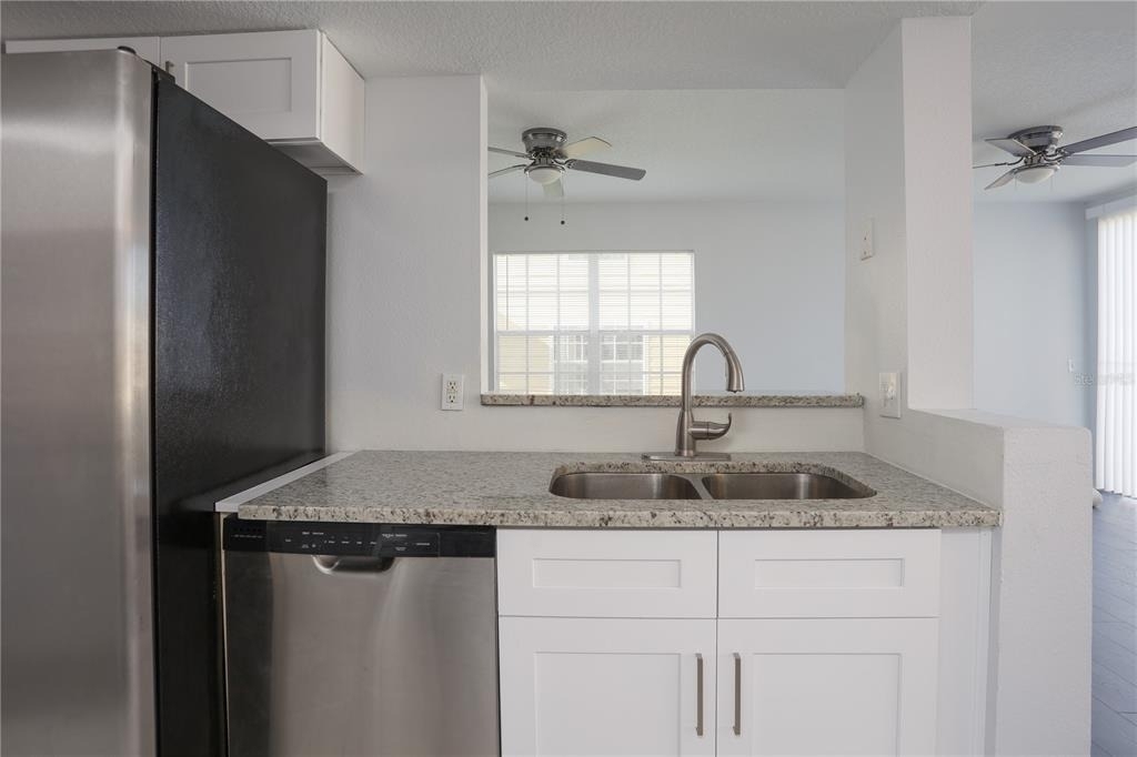 202 Washington Palm Loop - Photo 14