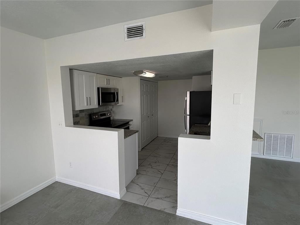 202 Washington Palm Loop - Photo 6