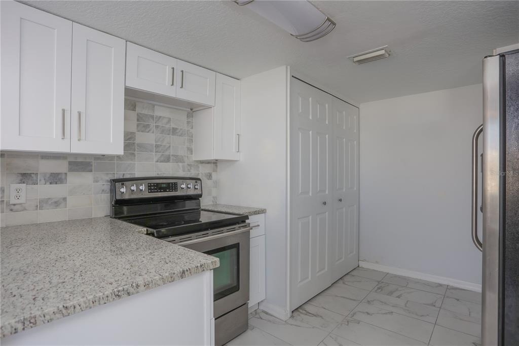 202 Washington Palm Loop - Photo 7