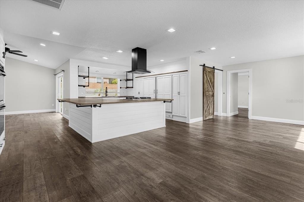 8756 Granada Boulevard - Photo 3
