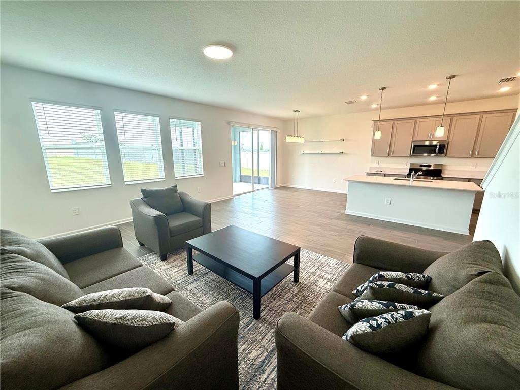2970 Armstrong Avenue - Photo 5