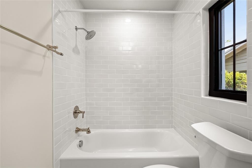648 Fitzwalter Drive - Photo 13