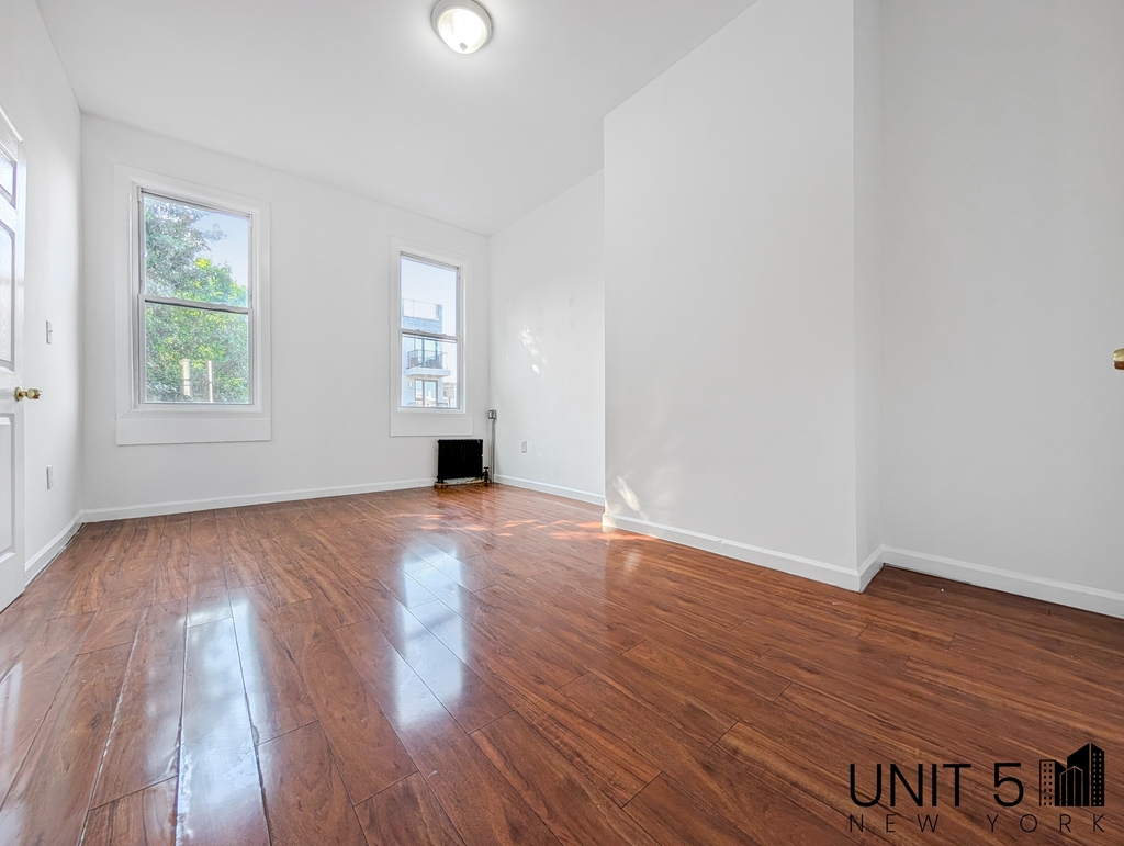 232 Covert Street - Photo 9