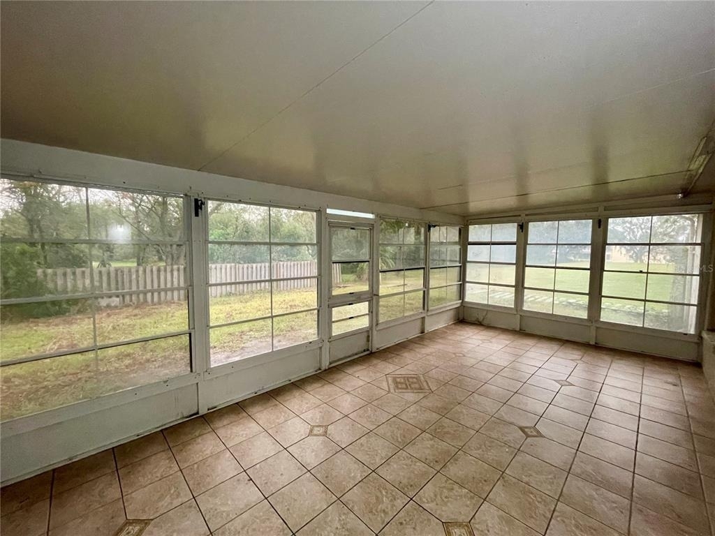 12119 Warwick Circle - Photo 21