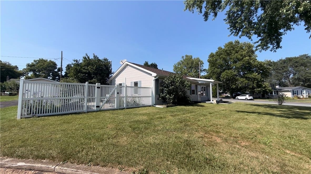 49 Seyfried Avenue - Photo 21