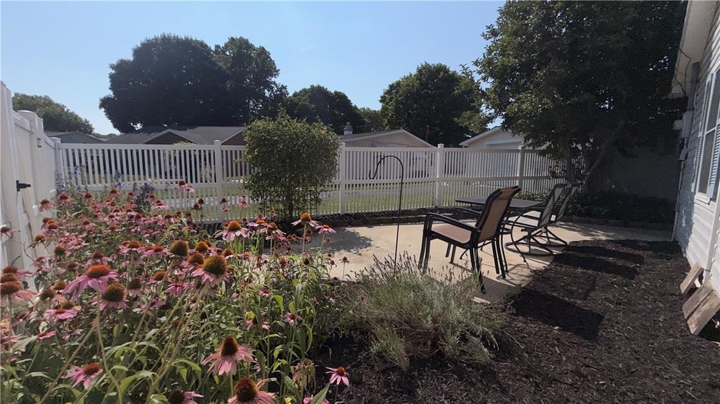 49 Seyfried Avenue - Photo 19