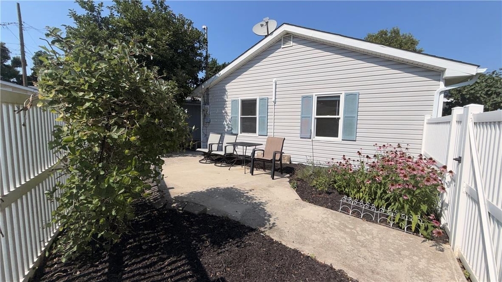 49 Seyfried Avenue - Photo 18