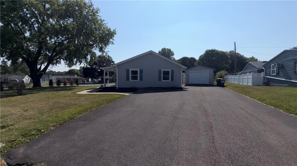 49 Seyfried Avenue - Photo 32