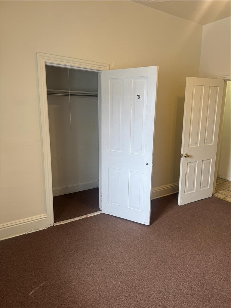 215 W Broad Street - Photo 3