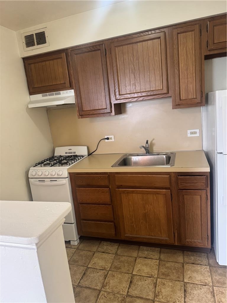 215 W Broad Street - Photo 6
