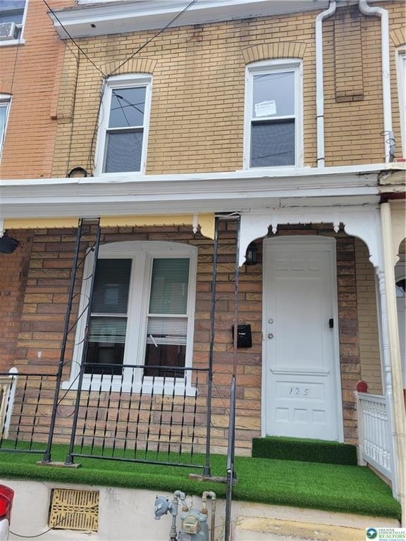 125 N Poplar S - Photo 0