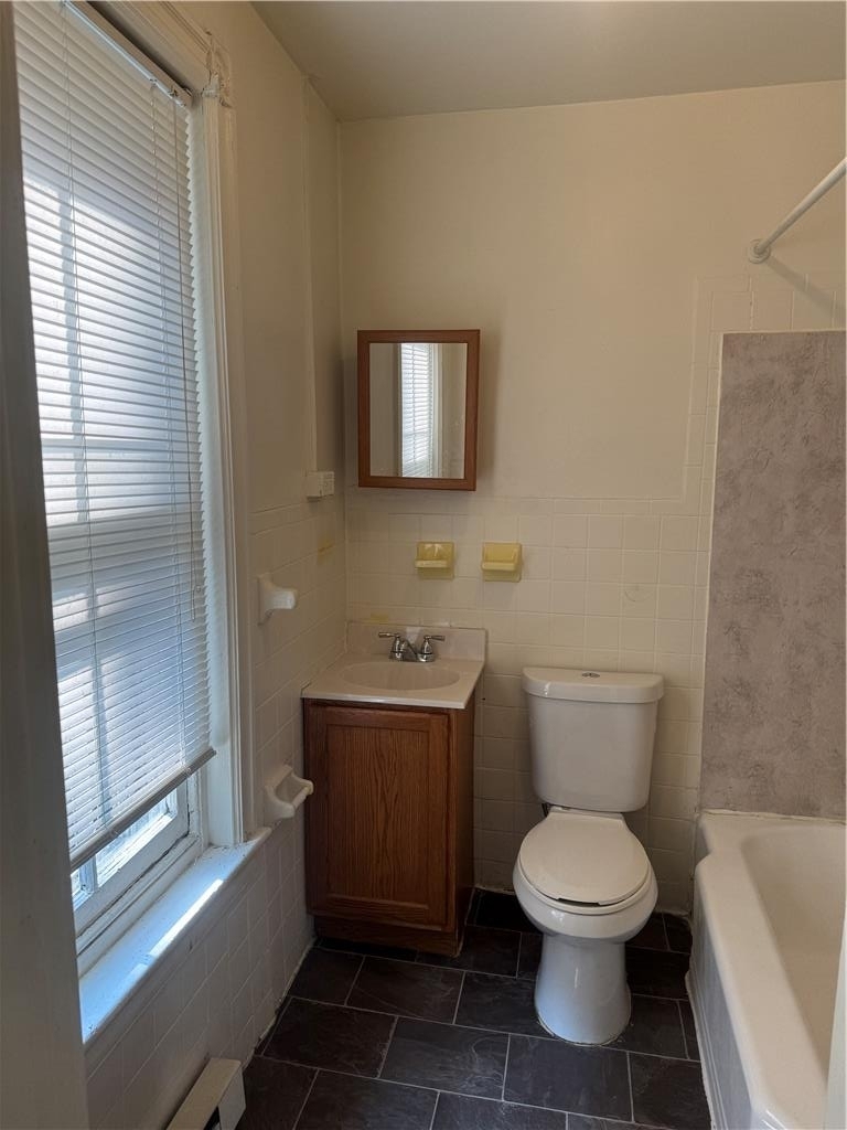 929 Gordon Street - Photo 3