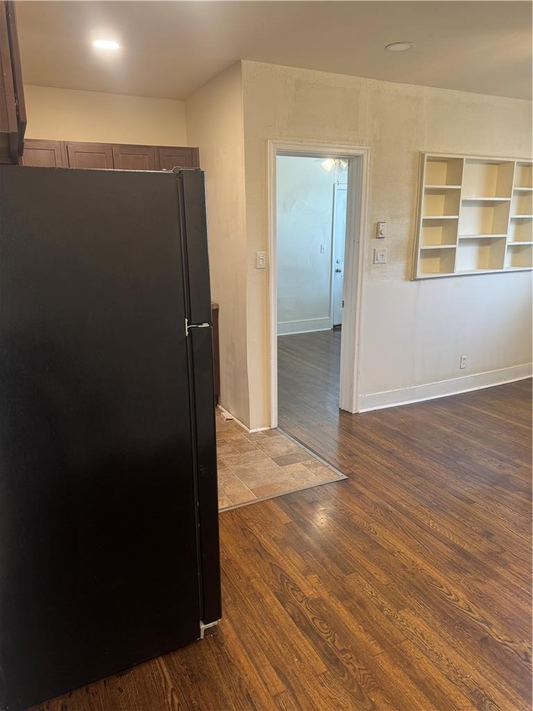702 Wyandotte Street - Photo 3