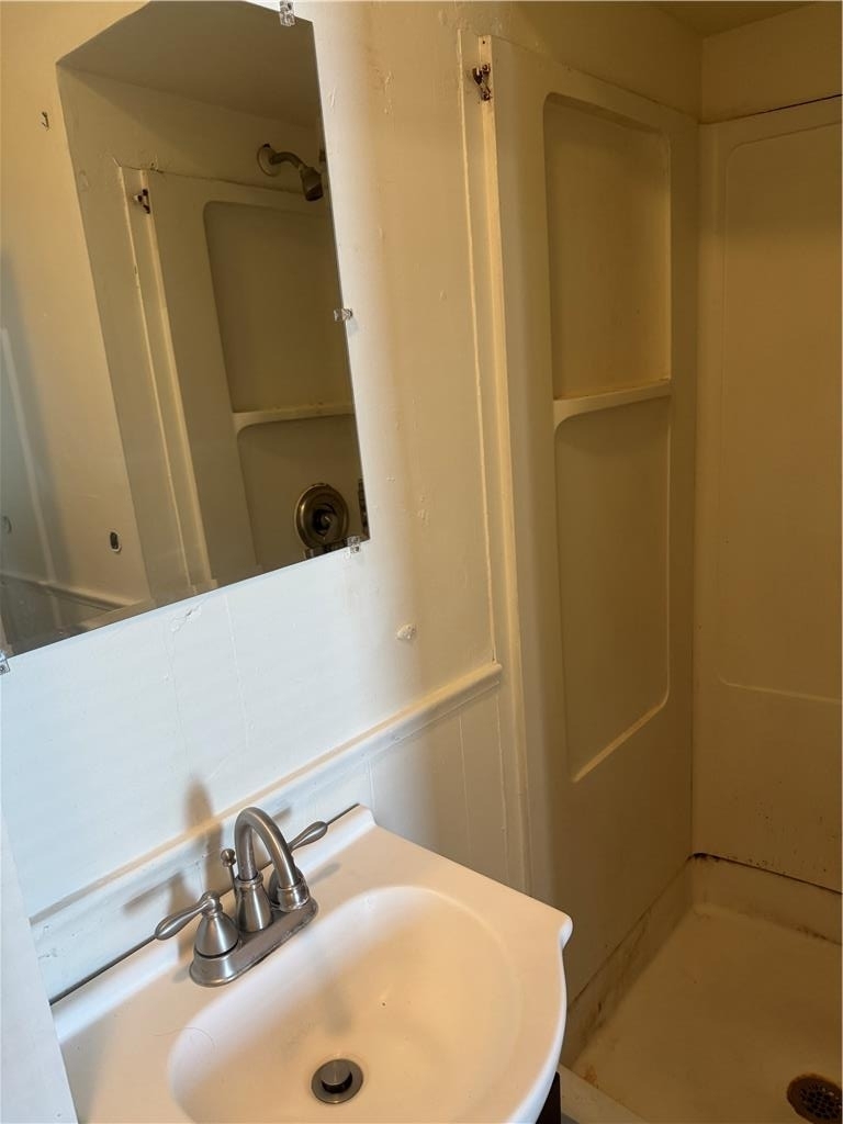702 Wyandotte Street - Photo 10