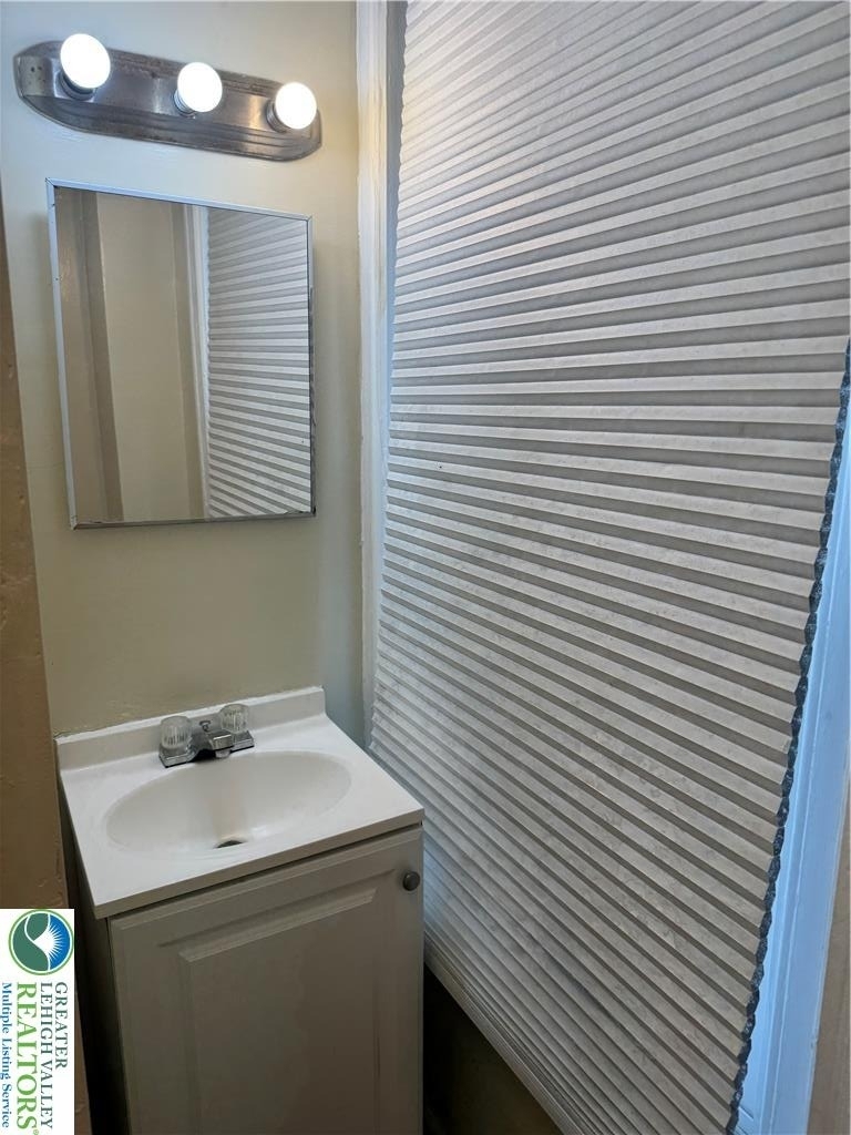 716 W Washington Street - Photo 6