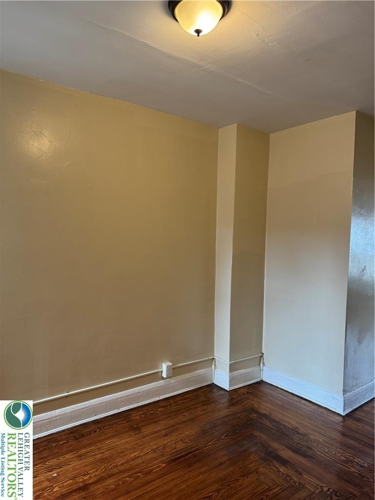 716 W Washington Street - Photo 9