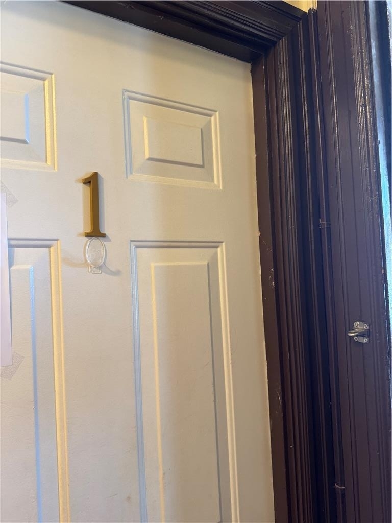 814 Washington Street - Photo 2
