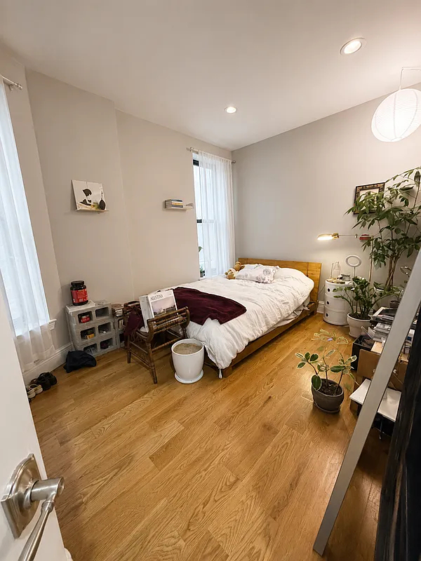 352 Myrtle Avenue - Photo 4