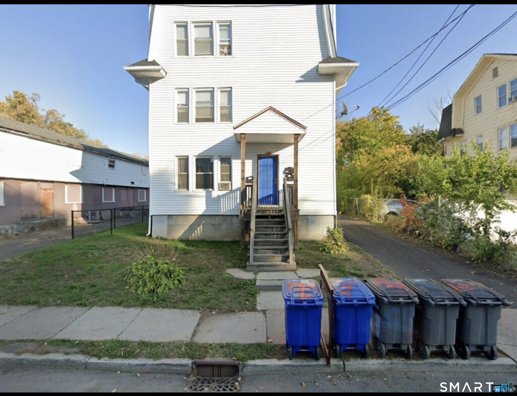 634 Garden Street - Photo 0