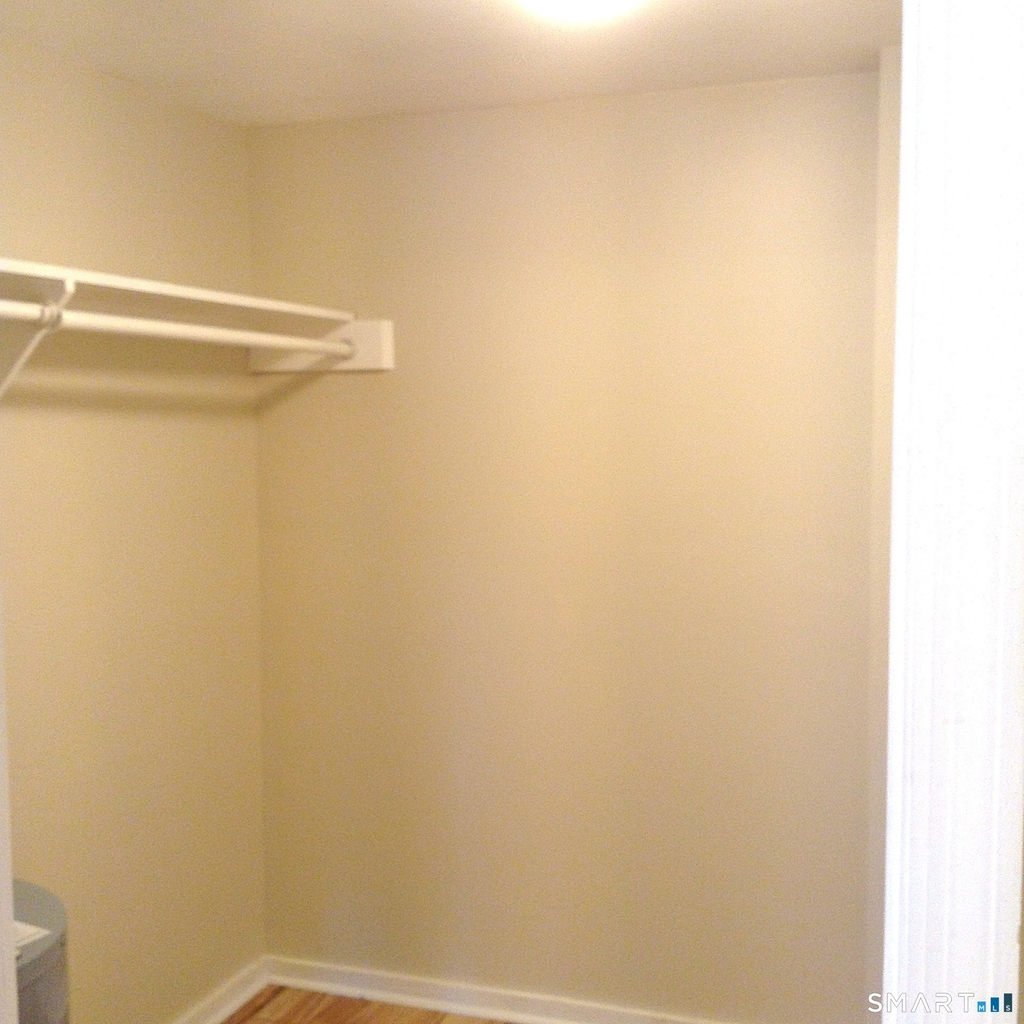 1220 Whitney Avenue - Photo 17