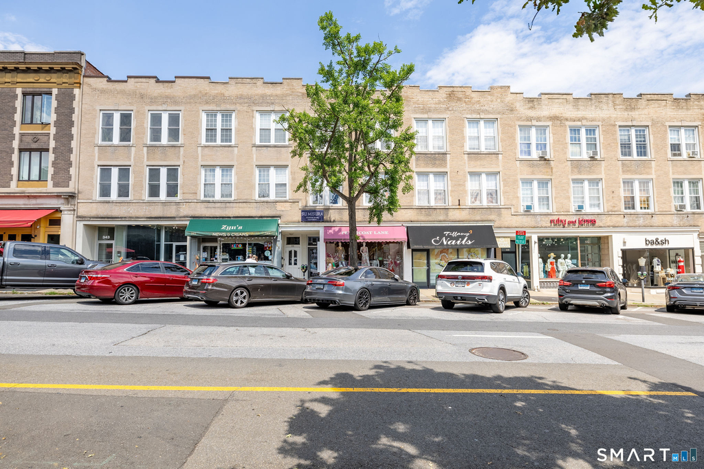 347 Greenwich Avenue - Photo 0