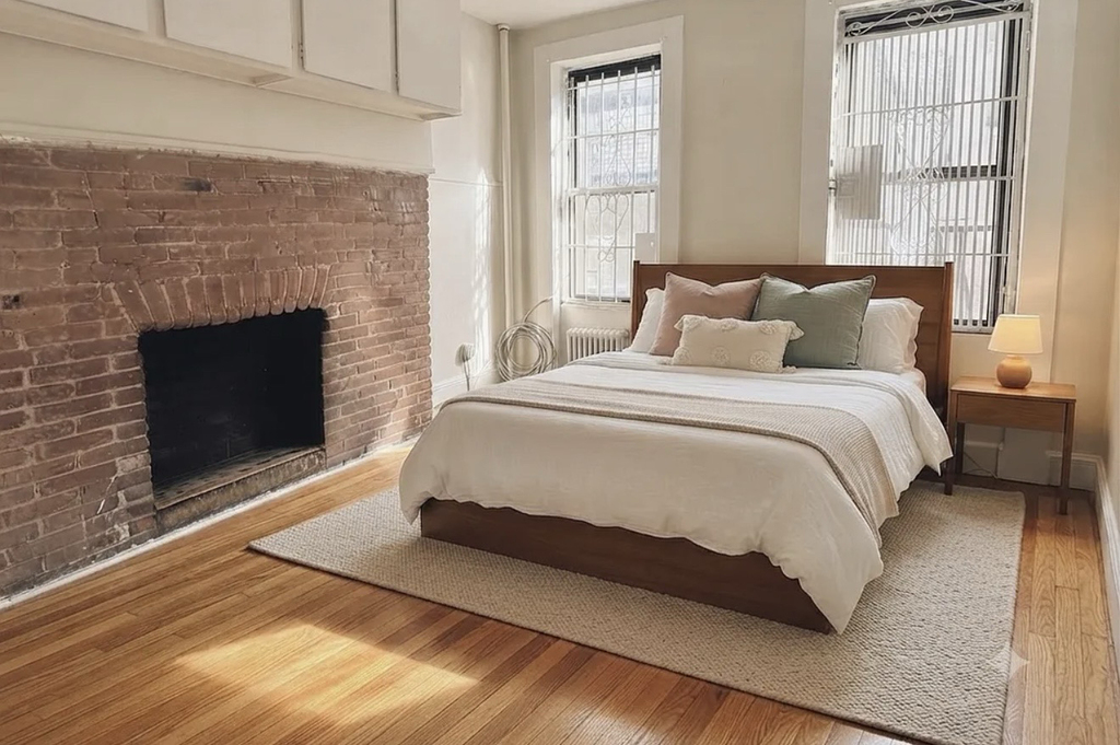 405 West 49th Street - Photo 3