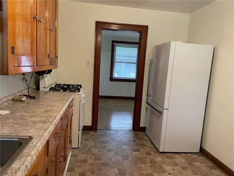 700 3rd St - Photo 9
