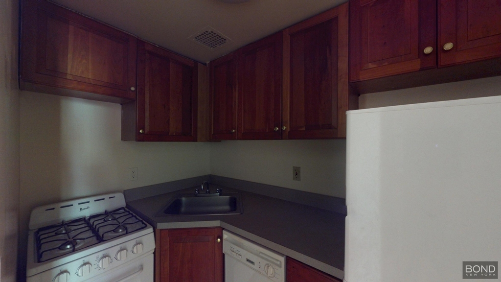 255 West 93rd Street - Photo 5
