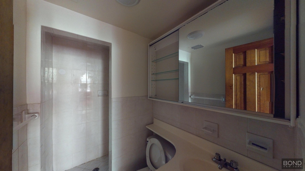 255 West 93rd Street - Photo 4