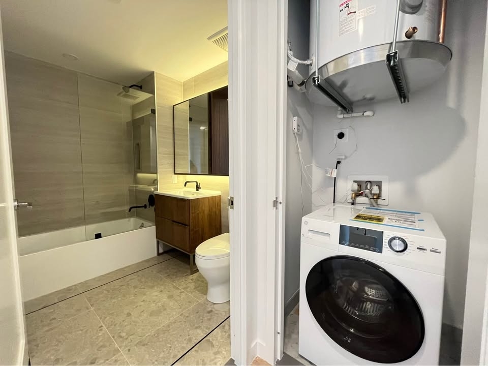365 Bond Street - Photo 8