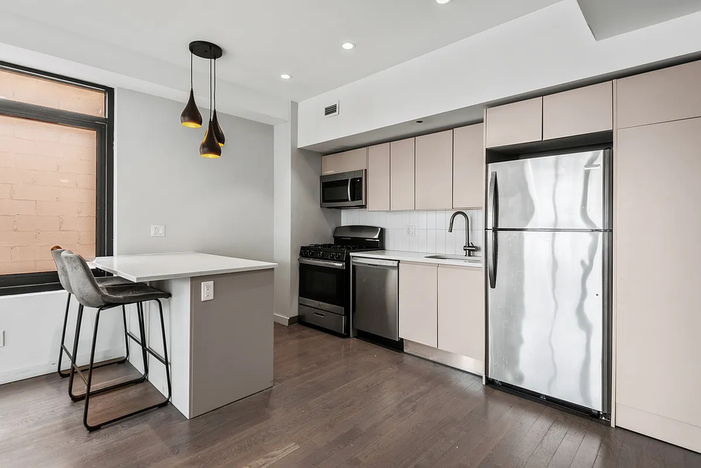 580 Bushwick Avenue - Photo 9