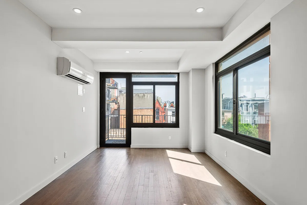 580 Bushwick Avenue - Photo 10