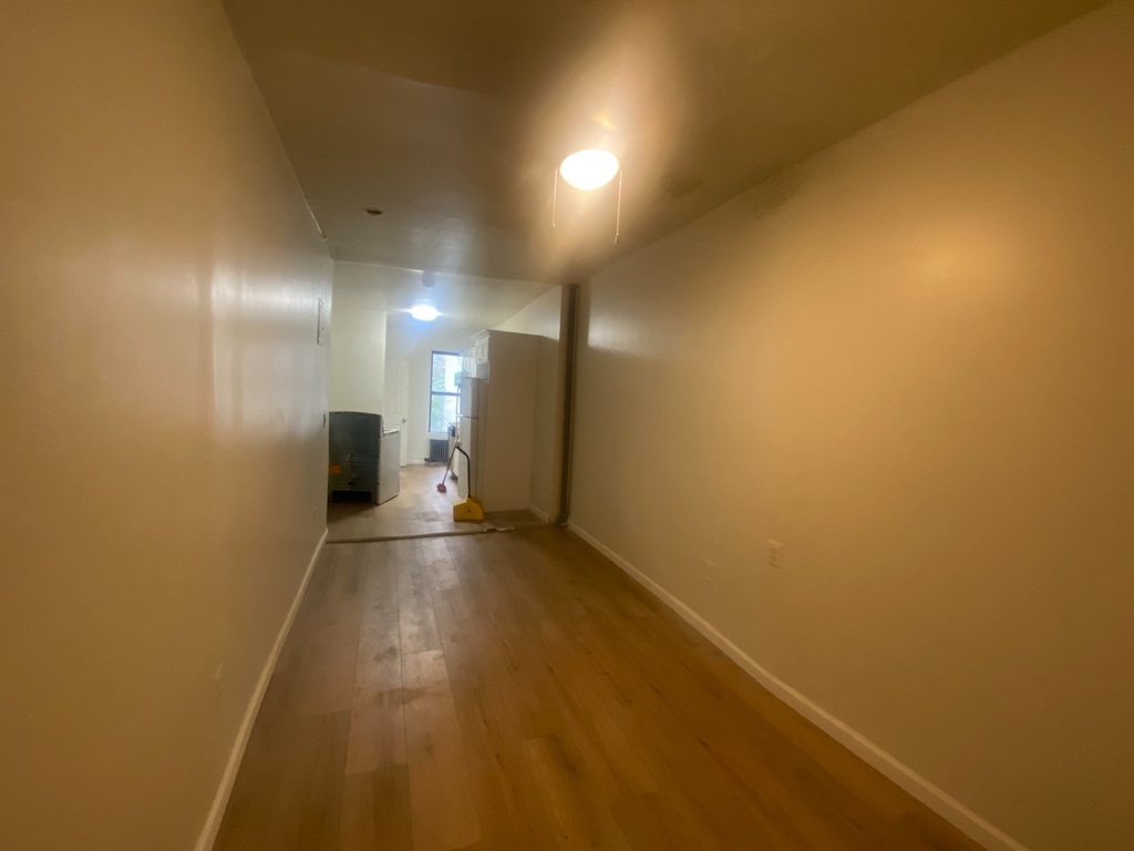 330 EAST 106TH ST NEW YORK. NY 10029 - Photo 8