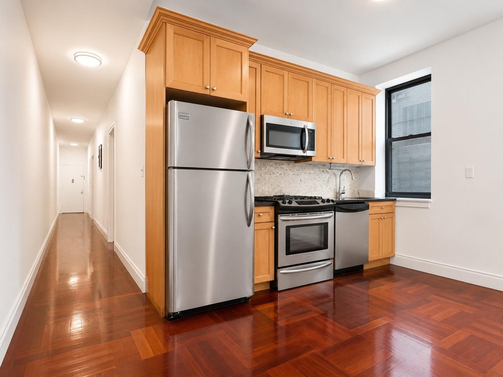 609 West 137th Street - Photo 4