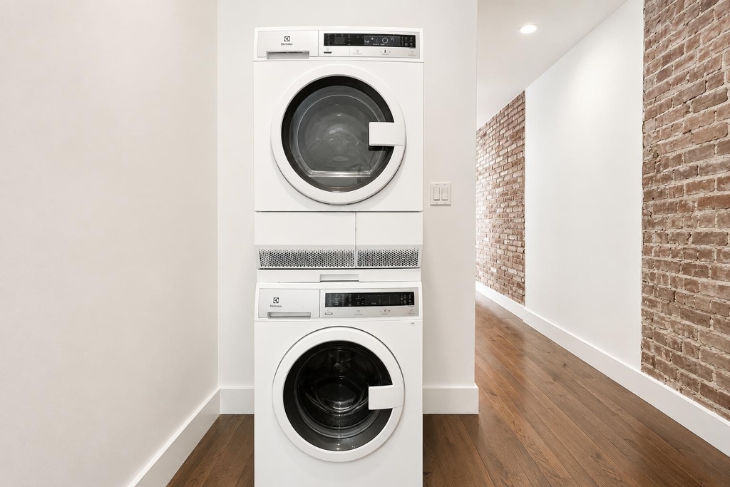 4 Saint Nicholas Terrace - Photo 14