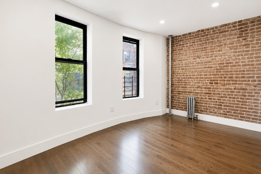 4 Saint Nicholas Terrace - Photo 4