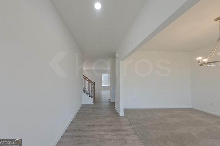 100 English Oak Lane - Photo 2