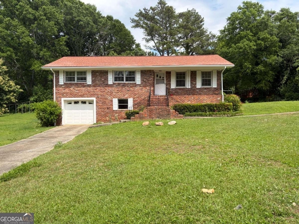 322 West Avenue - Photo 1