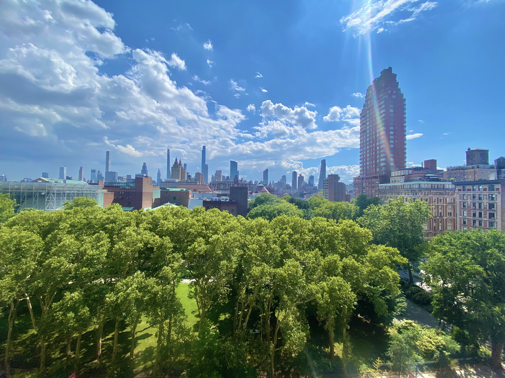 West 82nd Street - Photo 1