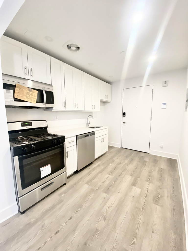 West 81st Street - Photo 1